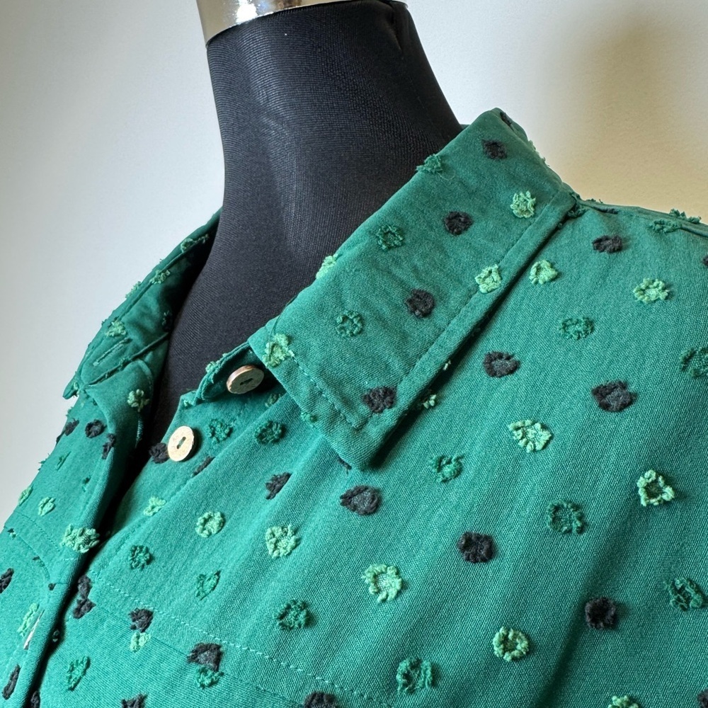 Nina Leonard Emerald Textured Button-Front Midi Size Large - Picture 5 of 10
